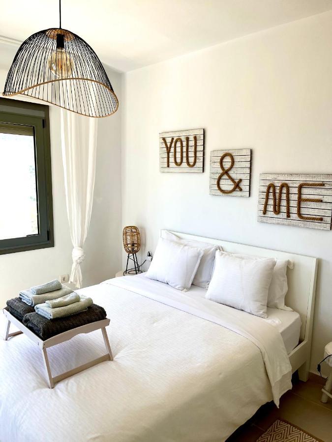 Villa Estee, Luxury Villa With Private Infinity Pool And Jacuzzi Elounda Exteriör bild