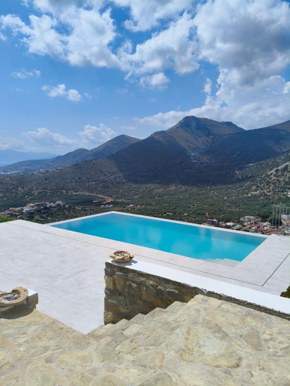 Villa Estee, Luxury Villa With Private Infinity Pool And Jacuzzi Elounda Exteriör bild