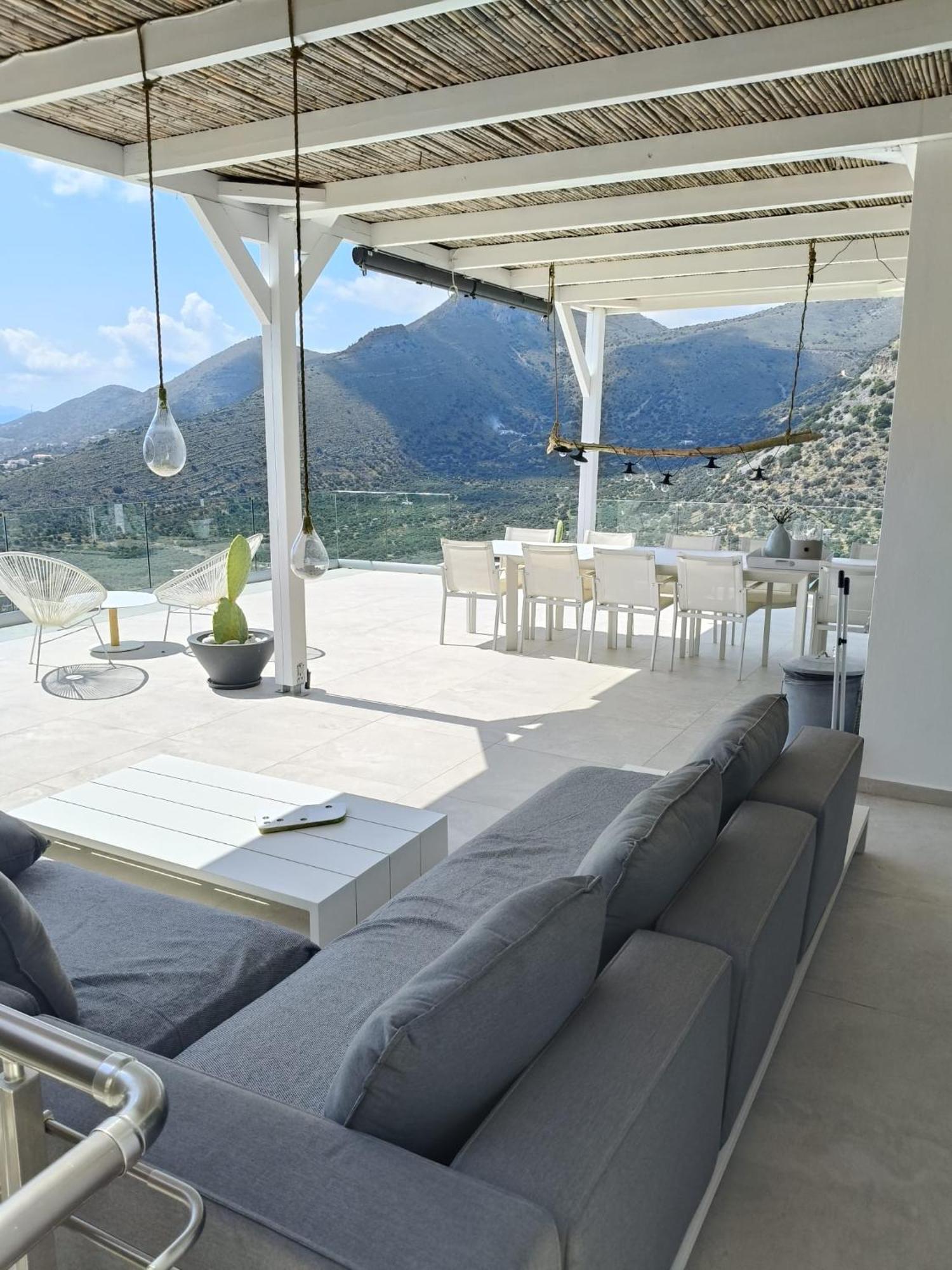 Villa Estee, Luxury Villa With Private Infinity Pool And Jacuzzi Elounda Exteriör bild